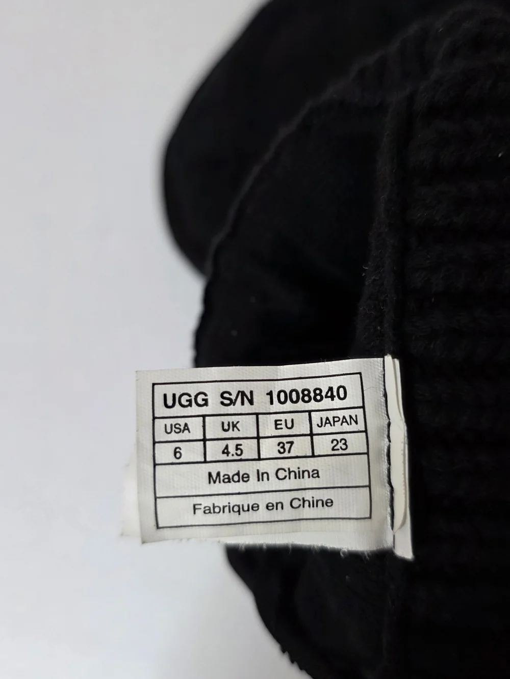 UGG Australia Isla Black Cable Knit Mid-Calf Winter Boots Size 6